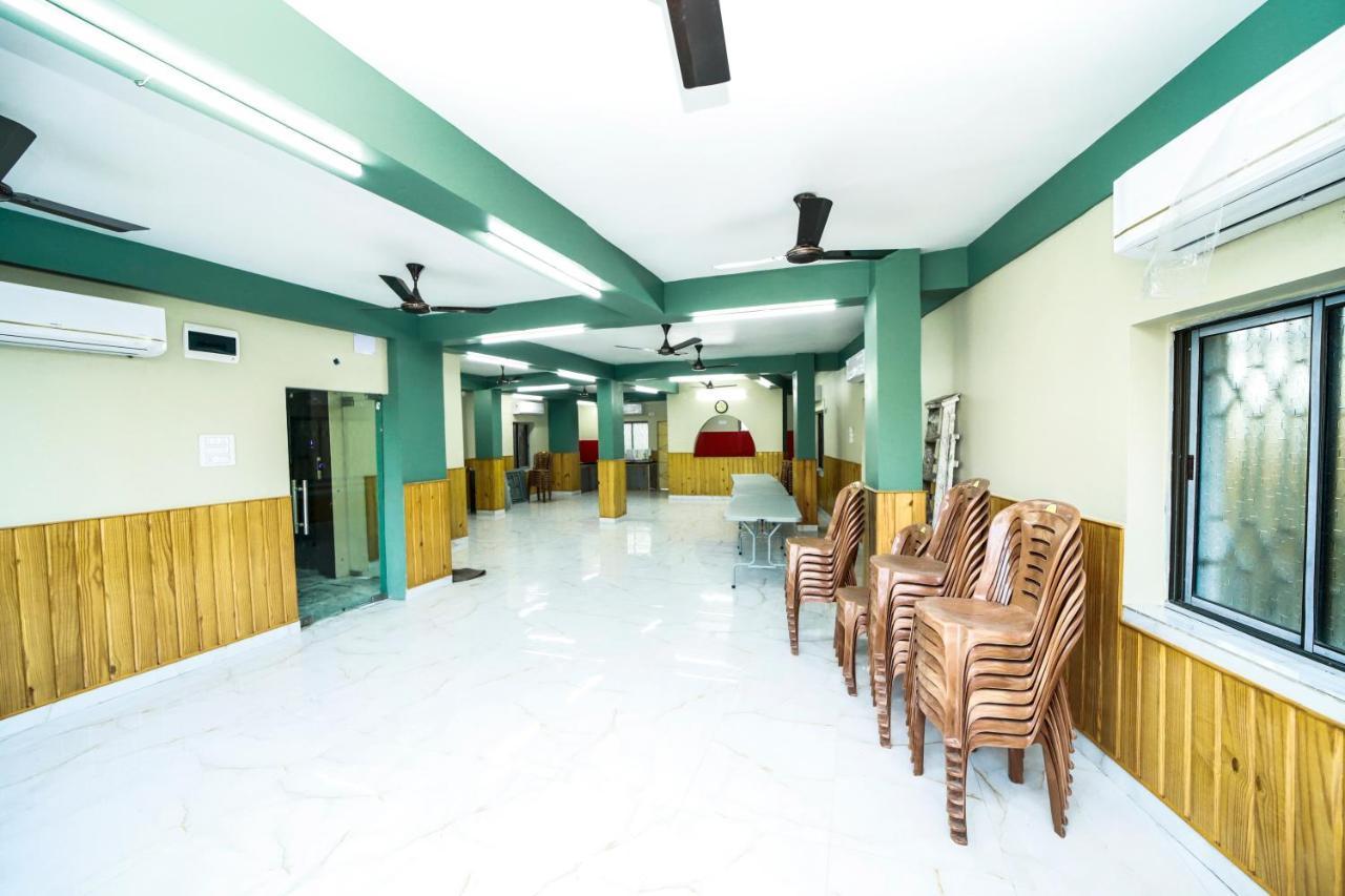 Rishika Guest House And Banquet コルカタ エクステリア 写真