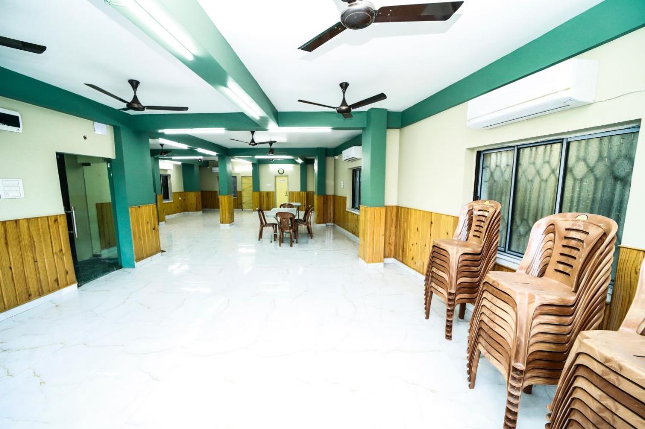 Rishika Guest House And Banquet コルカタ エクステリア 写真